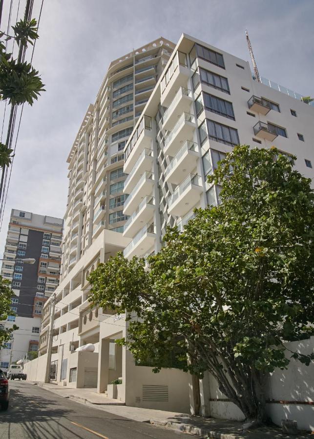 Escape Apartments, Balcony, Pool & Gym In La Julia Santo Domingo Exterior photo